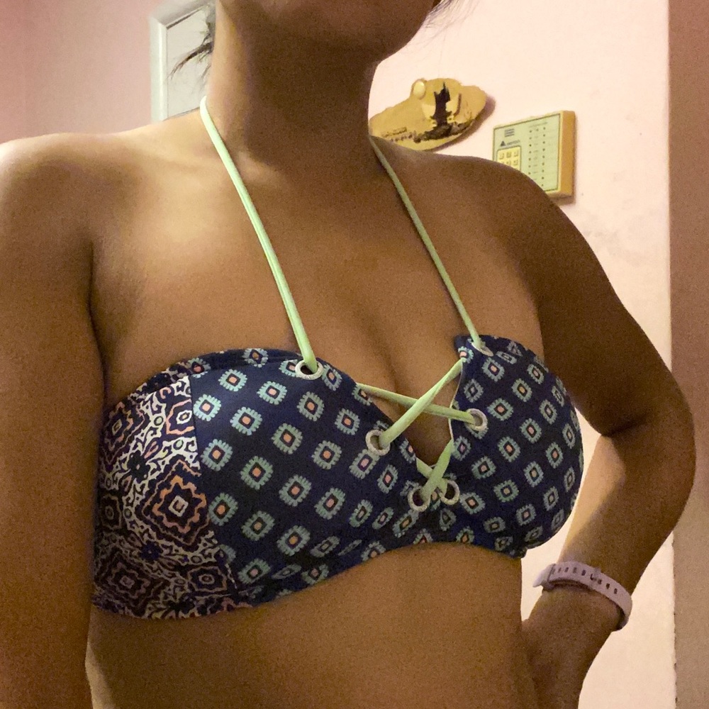 Roxy bikini top